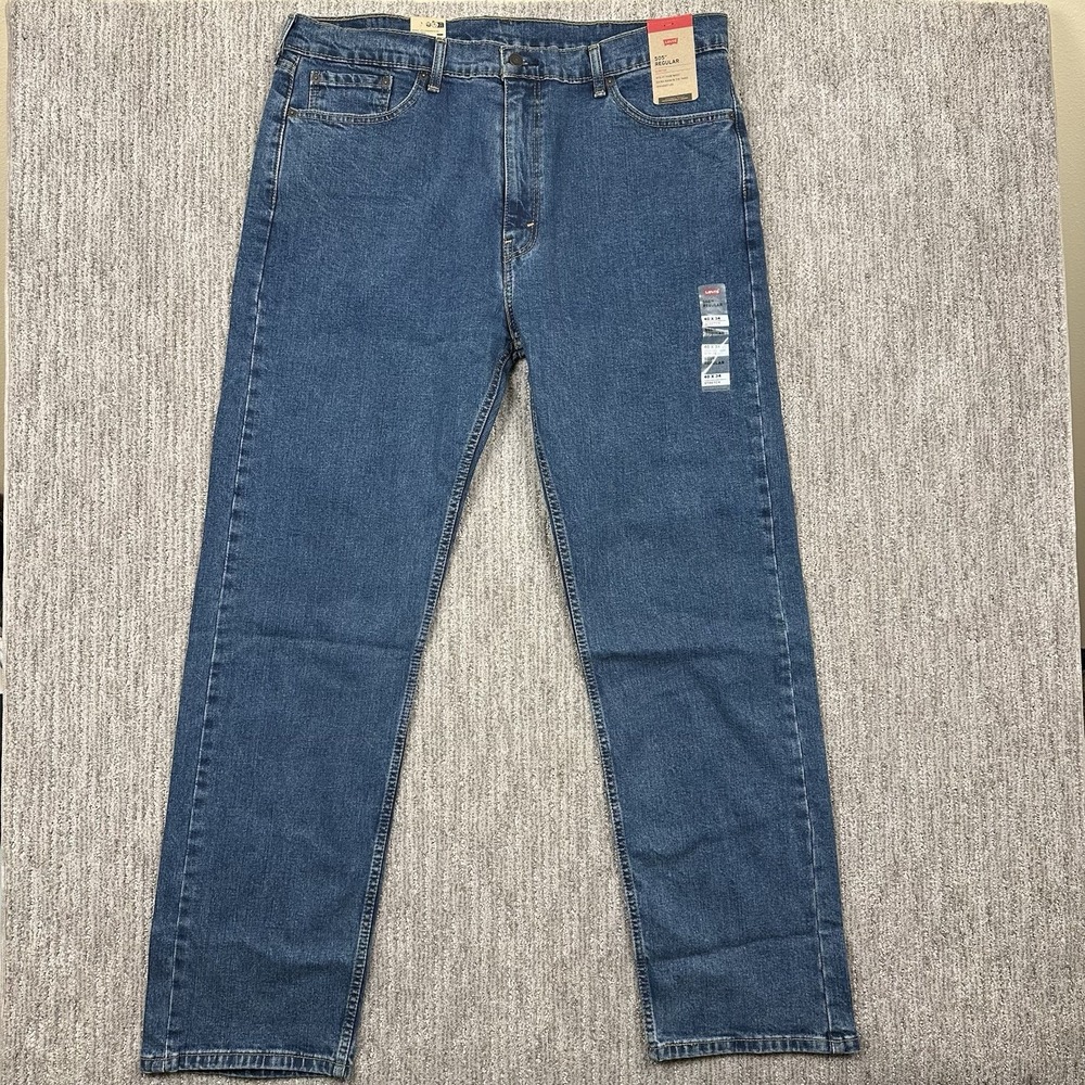 NWT LEVI'S 505 Regular Size 40 x 34 Medium Wash Room At Thigh Men Jeans MSRP $69
